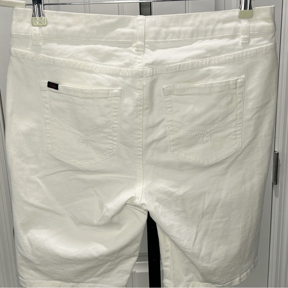 Sofia Vegara Shorts Denim White Bermuda Size 8 Five Pocket Stretch - Picture 5 of 11